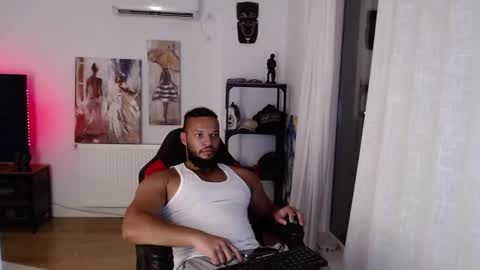 Snapshot of 0_kingsley chatting on October 2, 2:05 pm Kingsley online show from October 2, 2:05 pm