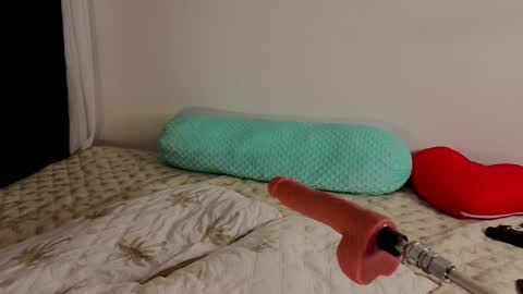 Steven  e online show from March 27, 11:17 pm