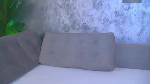 18perfectvibe online show from February 7, 8:45 pm