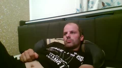 Snapshot of 19berni91 chatting on September 29, 6:51 pm berni online show from September 29, 6:51 pm