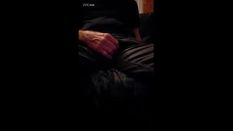 Snapshot of 1aqw chatting on March 9, 8:42 pm 1aqw online show from March 9, 8:42 pm