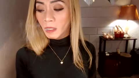 angel online show from April 3, 7:54 pm