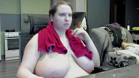 1LINDSEY1 online show from March 10, 8:45 pm