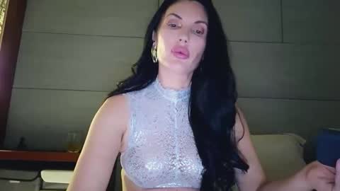 Onna online show from December 21, 6:53 am