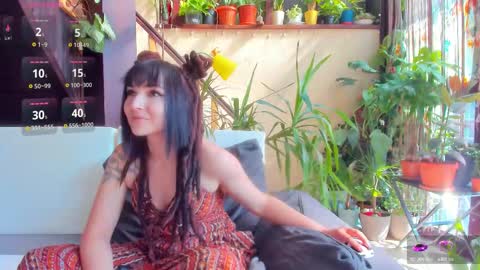 Moona  online show from September 10, 11:44 am