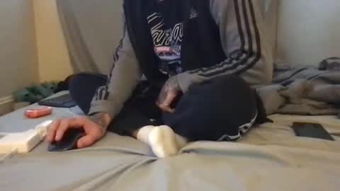 1ofthegoodguys online show from December 3, 8:31 pm