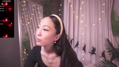 Rei online show from October 31, 1:33 pm