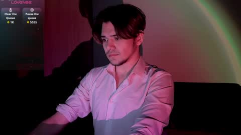 1roberttt online show from May 20, 9:10 pm
