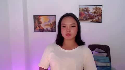 E online show from April 27, 8:45 am