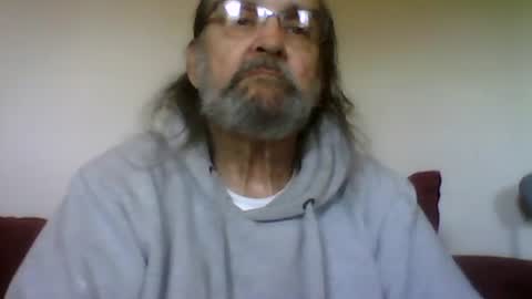 1valentine online show from January 30, 10:30 pm