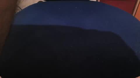 2001uwuk online show from April 5, 9:34 pm