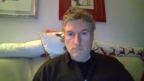 Snapshot of 22esserre chatting on February 23, 8:22 pm 22esserre online show from February 23, 8:22 pm
