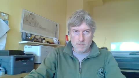 Snapshot of 22esserre chatting on October 7, 7:59 am 22esserre online show from October 7, 7:59 am