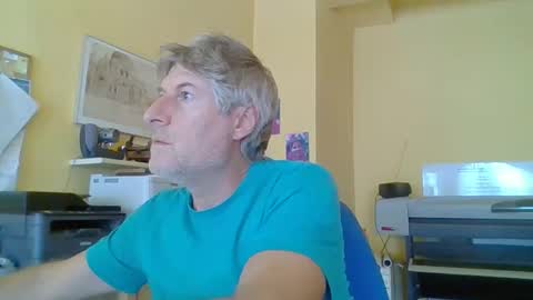 Snapshot of 22esserre chatting on September 18, 1:04 pm 22esserre online show from September 18, 1:04 pm