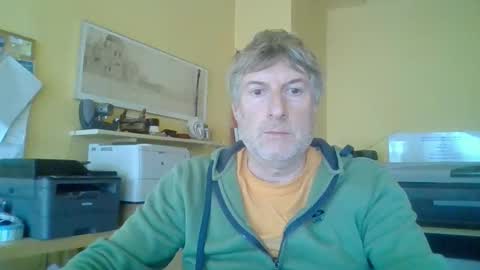 Snapshot of 22esserre chatting on September 23, 2:55 pm 22esserre online show from September 23, 2:55 pm