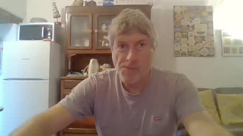 Snapshot of 22esserre chatting on September 22, 11:14 am 22esserre online show from September 22, 11:14 am