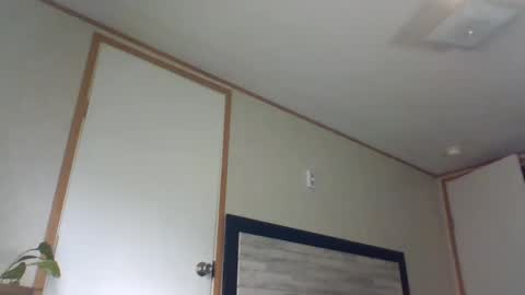 BlacJewels online show from February 14, 6:40 pm