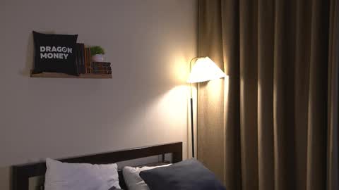 Elley  online show from February 4, 2:32 pm