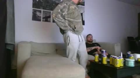 2hotdudes13 online show from April 26, 1:53 pm