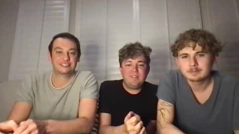 Roommates online show from April 19, 2:34 am