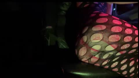 1 online show from January 9, 3:12 am