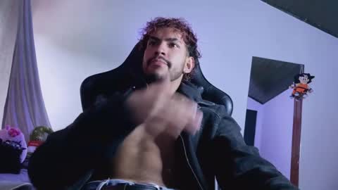 E V I L online show from November 16, 6:54 pm