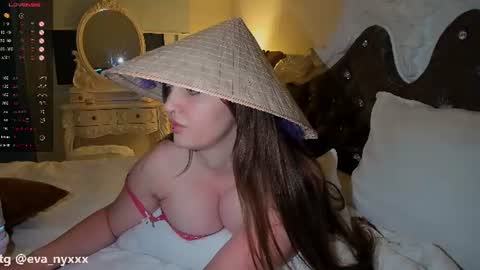 Eva online show from June 16, 7:07 pm