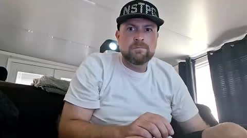 420happydaz online show from June 10, 9:57 pm