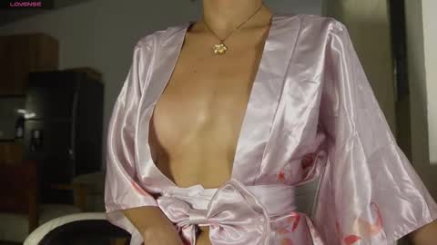 Snapshot of 4444ngel chatting on October 24, 12:33 am Gabriela  online show from October 24, 12:33 am