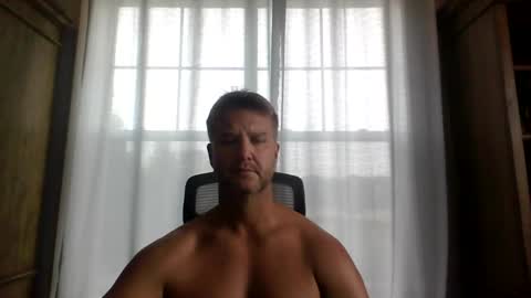 Snapshot of 45andfit chatting on September 29, 2:27 pm 45andfit online show from September 29, 2:27 pm