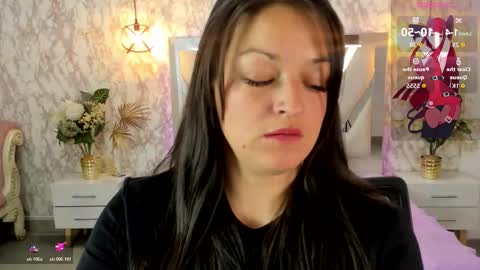   online show from November 10, 8:00 pm