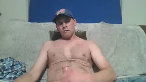 4nuf online show from December 3, 6:47 am