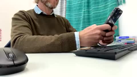 555tony555 online show from April 30, 4:17 am