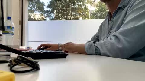 555tony555 online show from April 1, 2:56 am