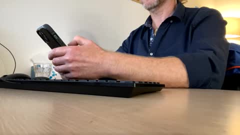 555tony555 online show from April 10, 2:28 am