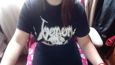 SHANNON online show from April 6, 5:03 pm