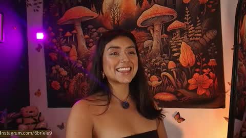 B R I E L A  online show from February 19, 7:35 pm