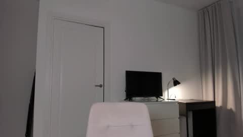 Anna online show from February 16, 8:29 pm