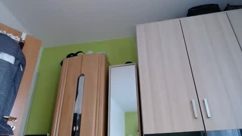 Nicolas online show from February 19, 12:04 pm