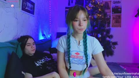 Cornelia and Dante online show from January 3, 3:27 am