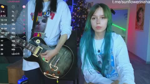 Cornelia and Dante online show from December 7, 9:44 am