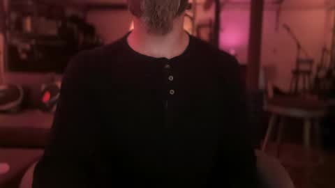 8curveforyou online show from November 29, 6:21 am