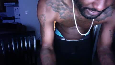 NoFaceNoCase online show from September 12, 4:47 am