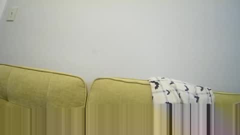 90210screamer online show from December 13, 12:28 pm