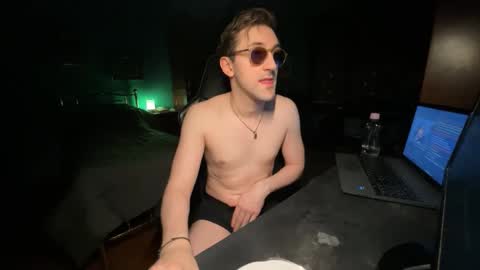 91stefisexy91 online show from January 13, 10:39 pm