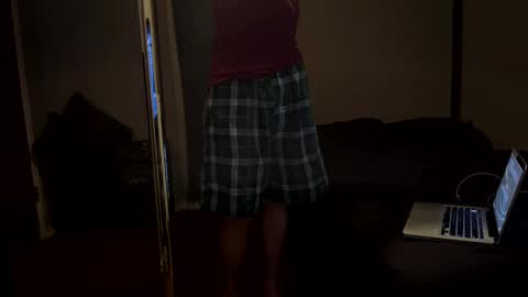 Snapshot of 9nnih chatting on September 30, 5:18 am Santuario Silendious online show from September 30, 5:18 am