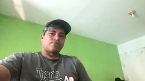 Snapshot of 9vinhocamshow chatting on October 20, 11:37 am 9vinhocamshow online show from October 20, 11:37 am