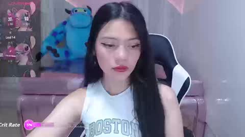 Abby  online show from September 9, 8:09 pm