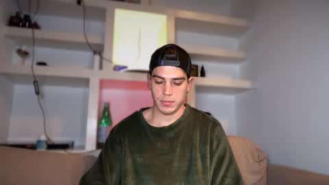 _aesthetic online show from February 7, 6:11 pm