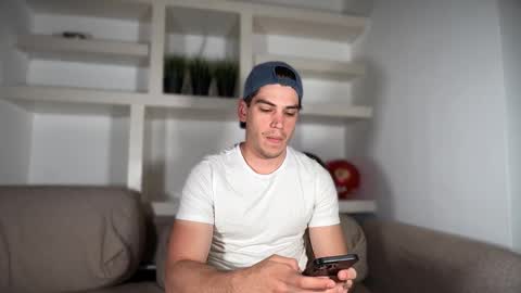 _aesthetic online show from September 29, 1:43 pm